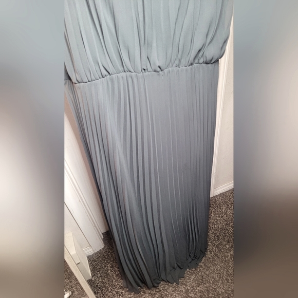 16W long charcoal gray gowny - Picture 6 of 7